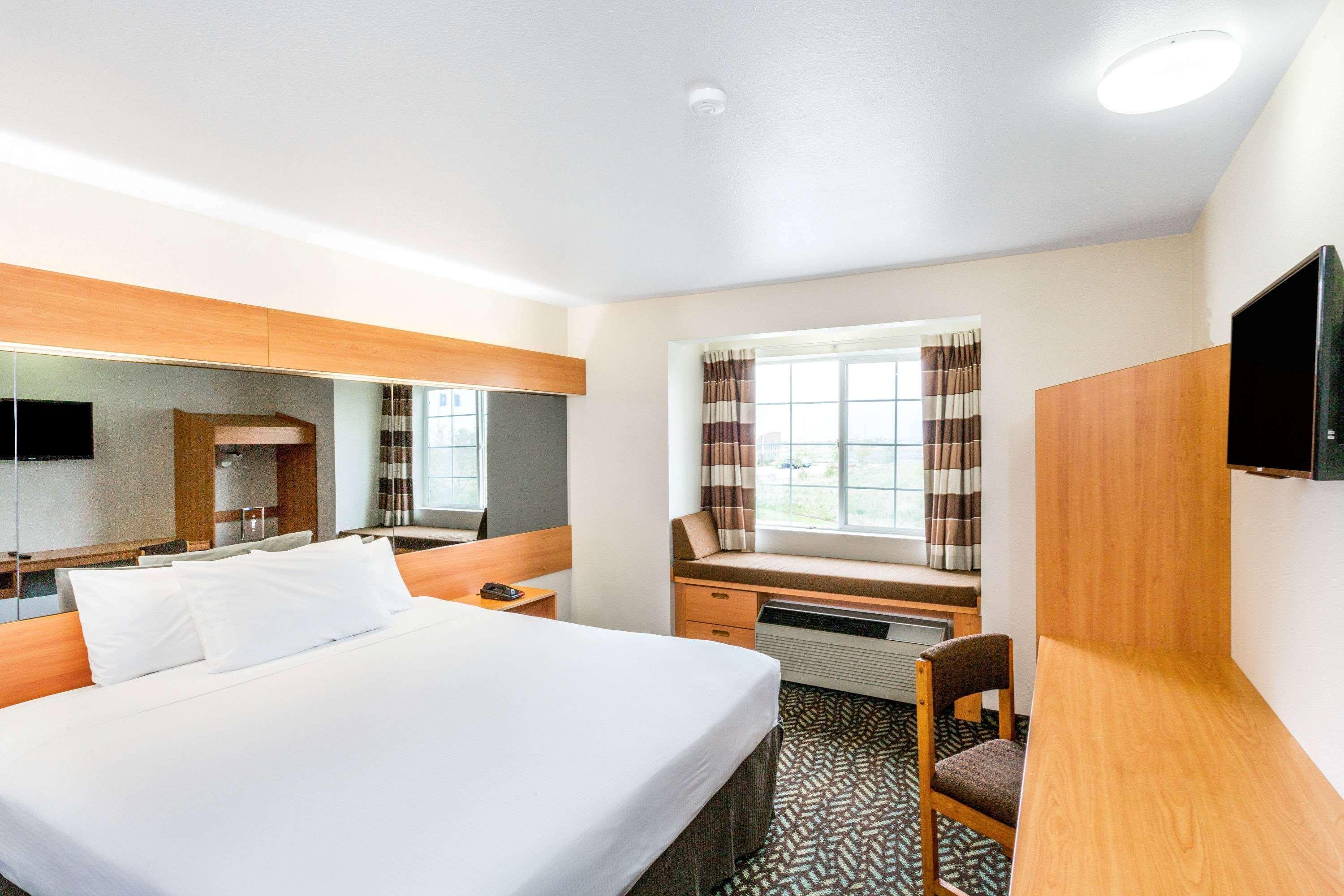 Microtel Inn & Suites By Wyndham Salt Lake City Airport Exterior foto