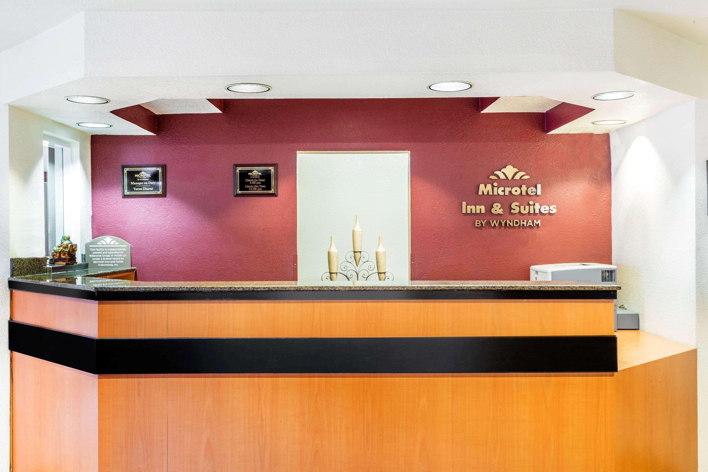 Microtel Inn & Suites By Wyndham Salt Lake City Airport Exterior foto